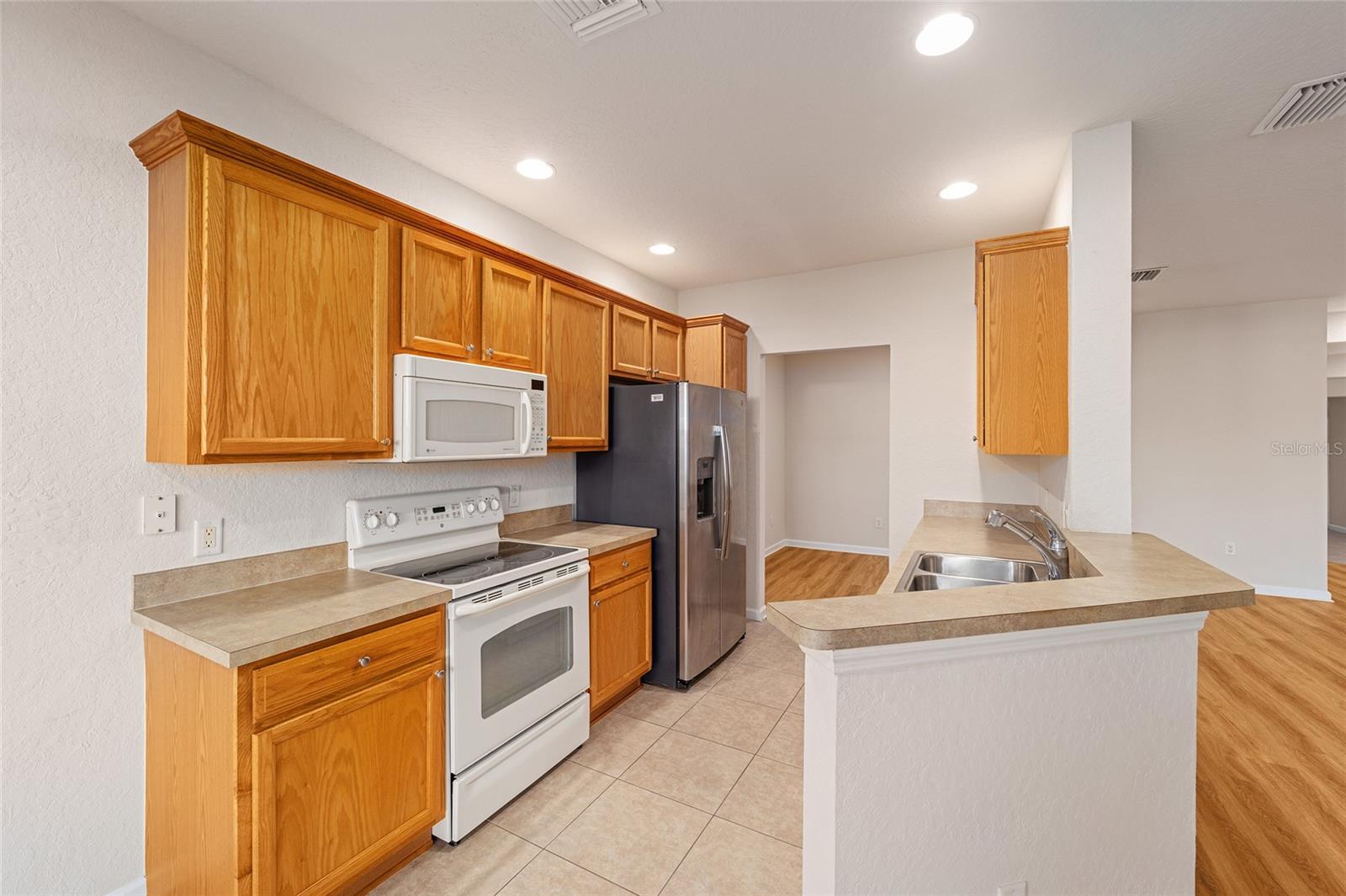 4570 SW 52ND CIR #107, OCALA, FL, 34474