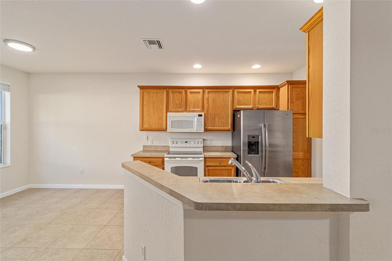 4570 SW 52ND CIR #107, OCALA, FL, 34474