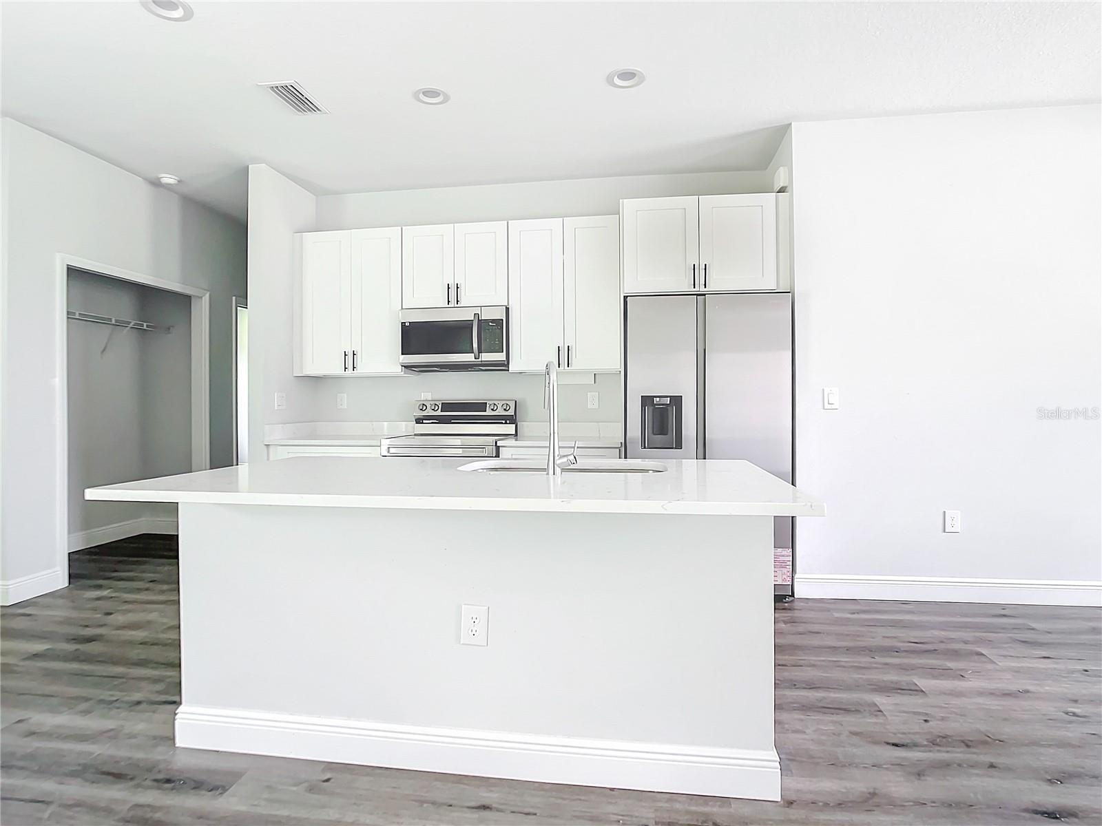 17041 MALTA AVE, PORT CHARLOTTE, FL, 33954