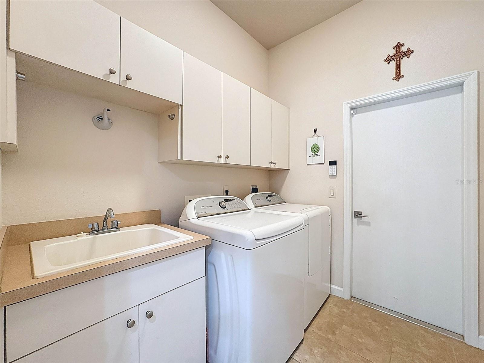 184 CYPRESS BLVD E, HOMOSASSA, FL, 34446