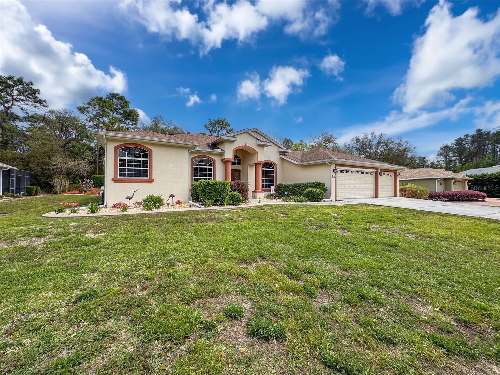 184 CYPRESS BLVD E, HOMOSASSA, FL, 34446