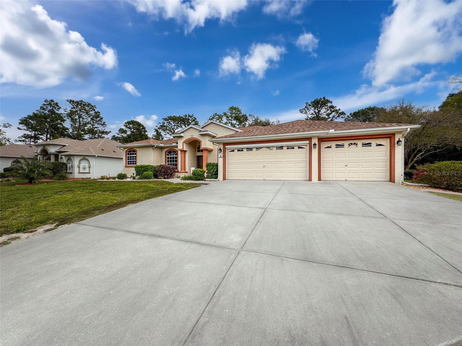184 CYPRESS BLVD E, HOMOSASSA, FL, 34446