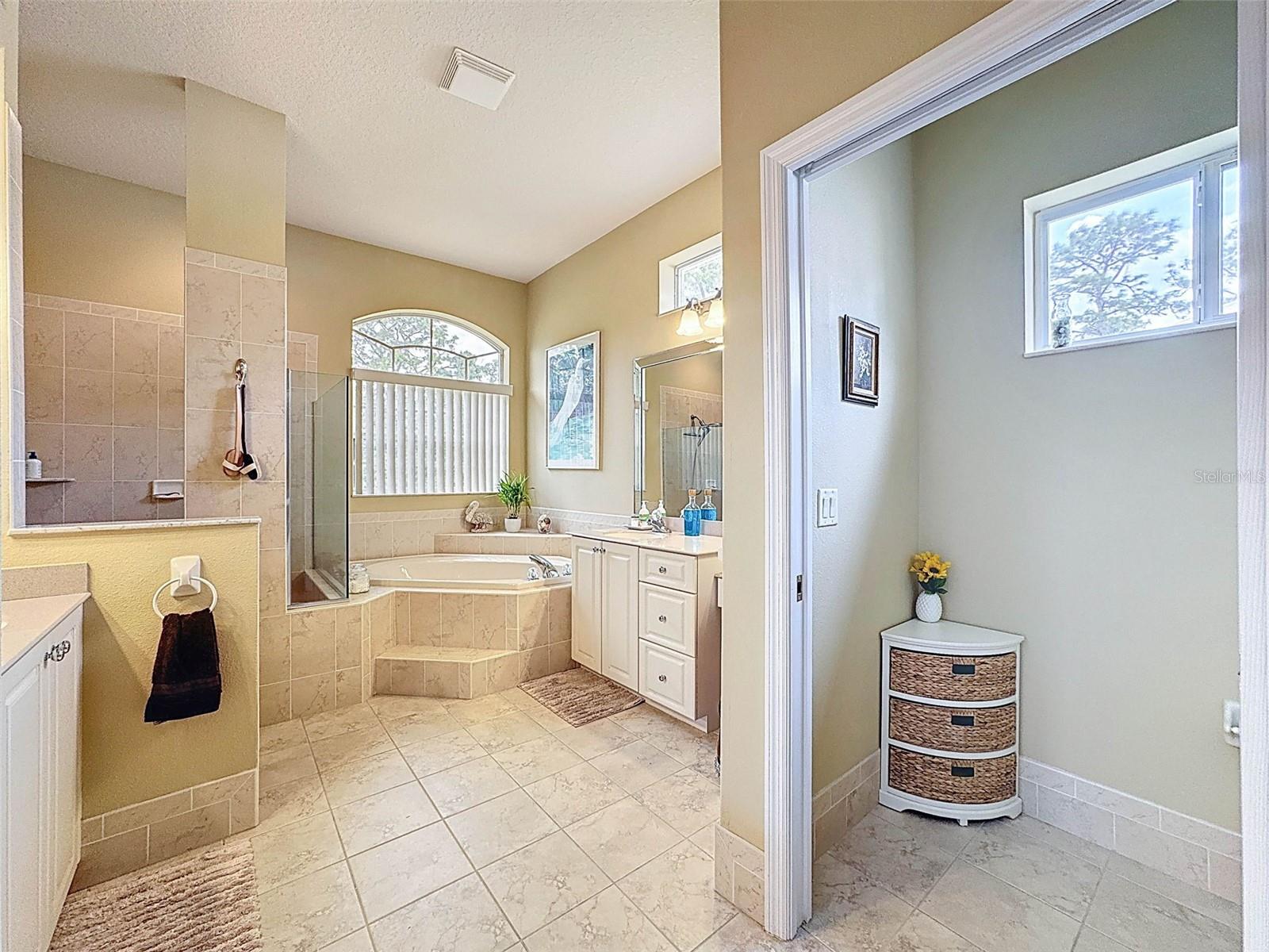184 CYPRESS BLVD E, HOMOSASSA, FL, 34446