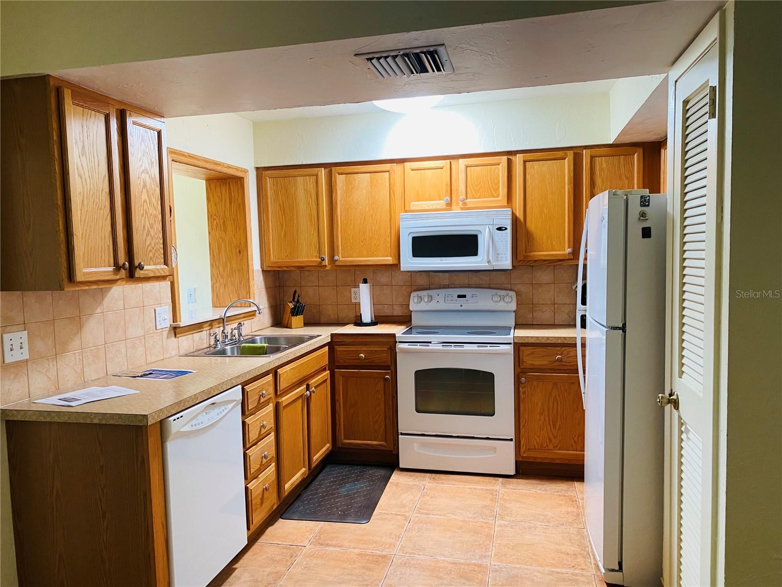 6327 FABIAN RD, NORTH PORT, FL, 34287