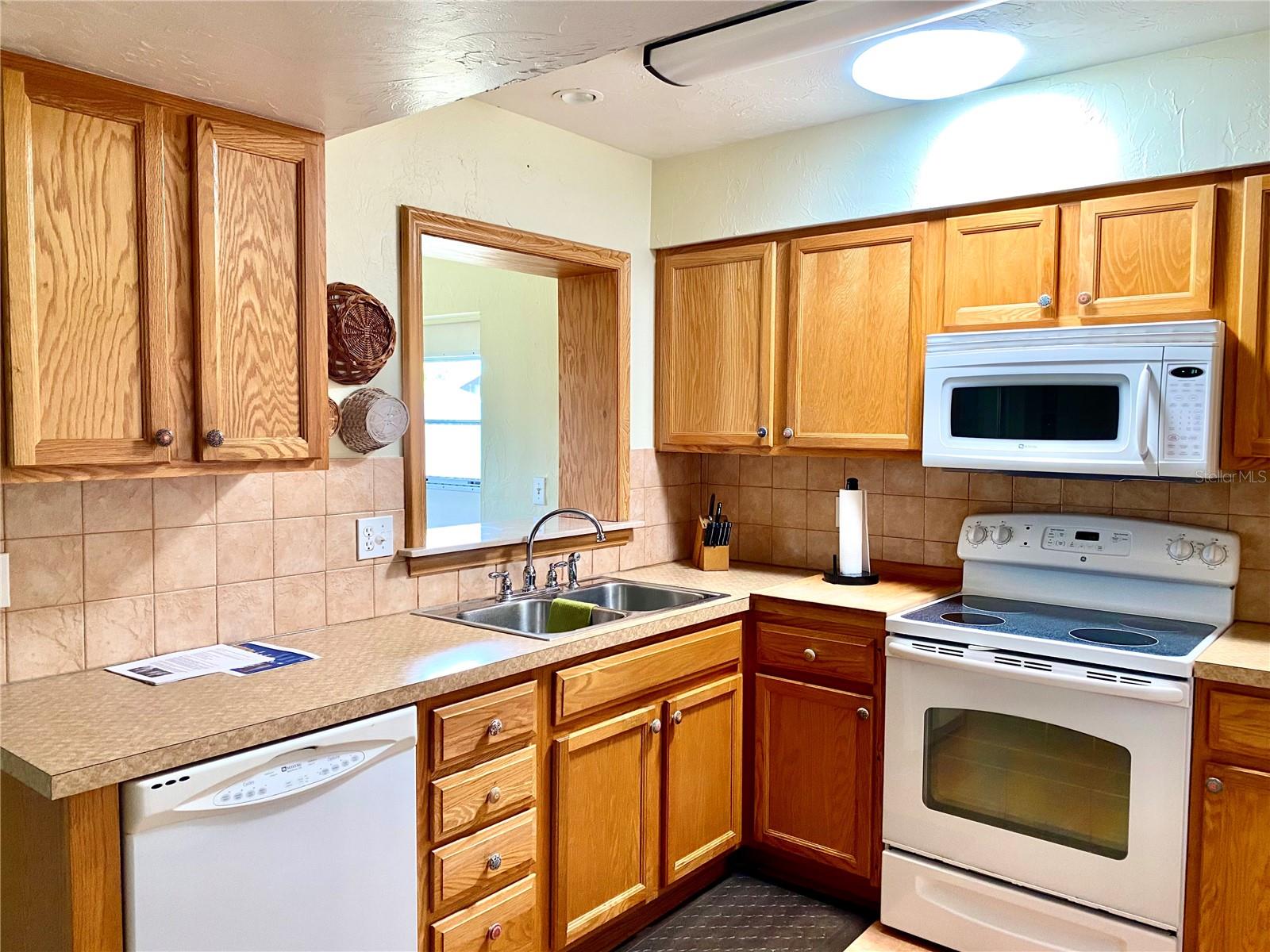 6327 FABIAN RD, NORTH PORT, FL, 34287