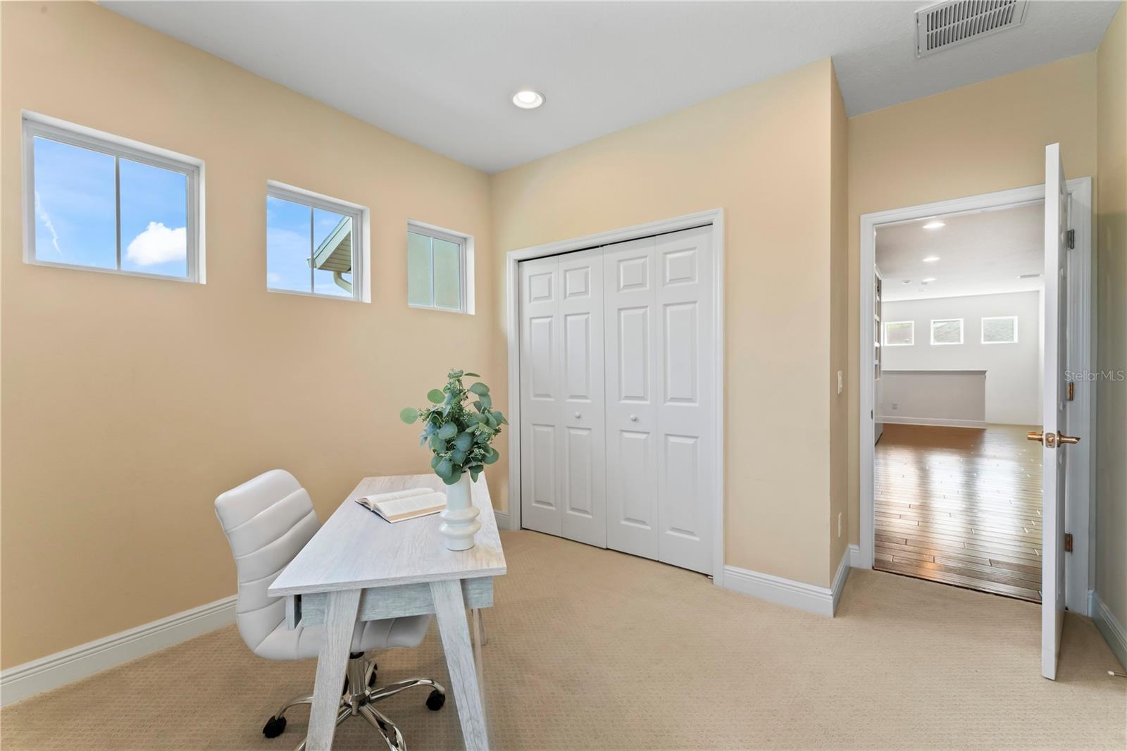 10007 HAZELNUT CT, TAMPA, FL, 33647