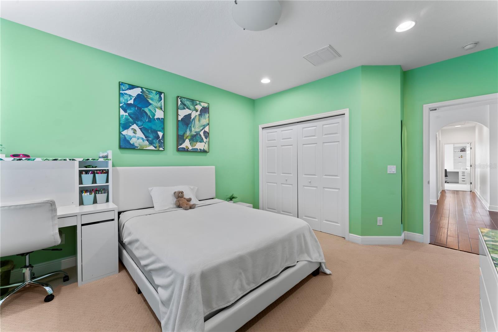 10007 HAZELNUT CT, TAMPA, FL, 33647