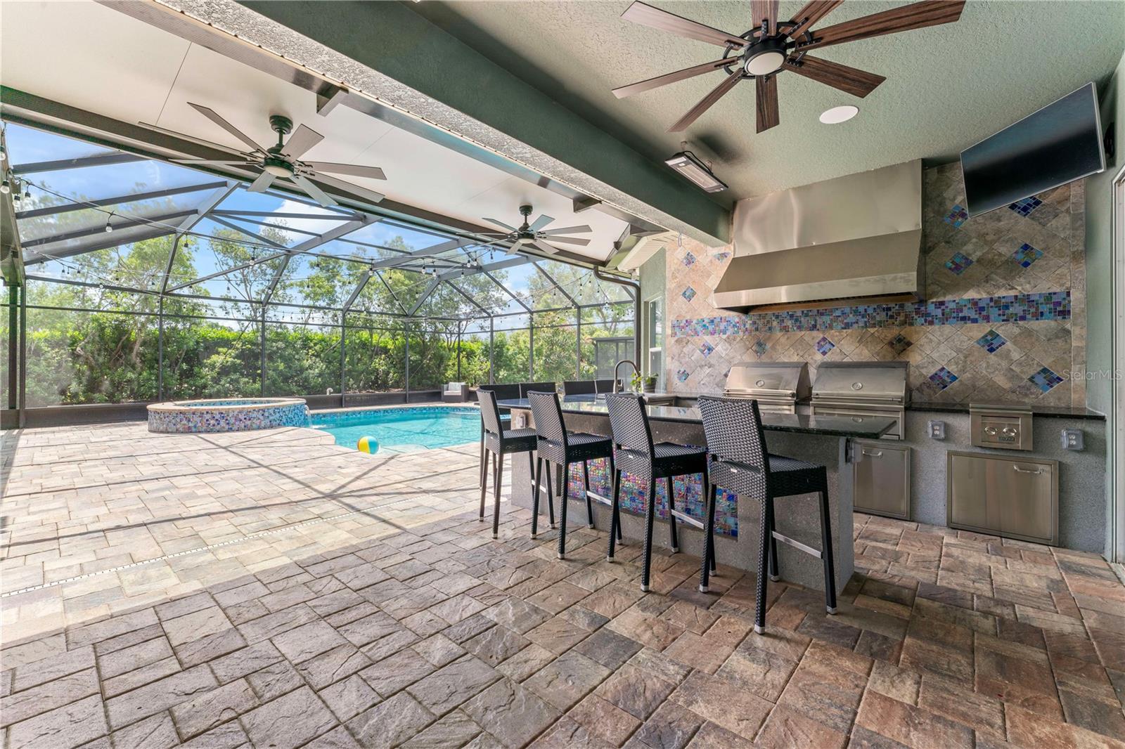 10007 HAZELNUT CT, TAMPA, FL, 33647