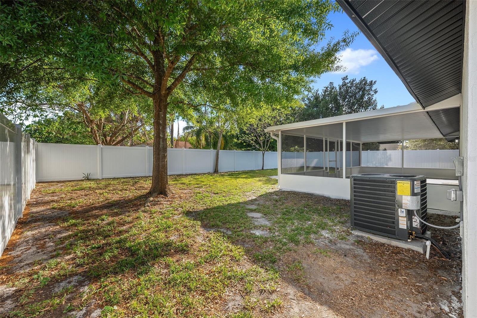 825 COQUINA CT, ORLANDO, FL, 32807