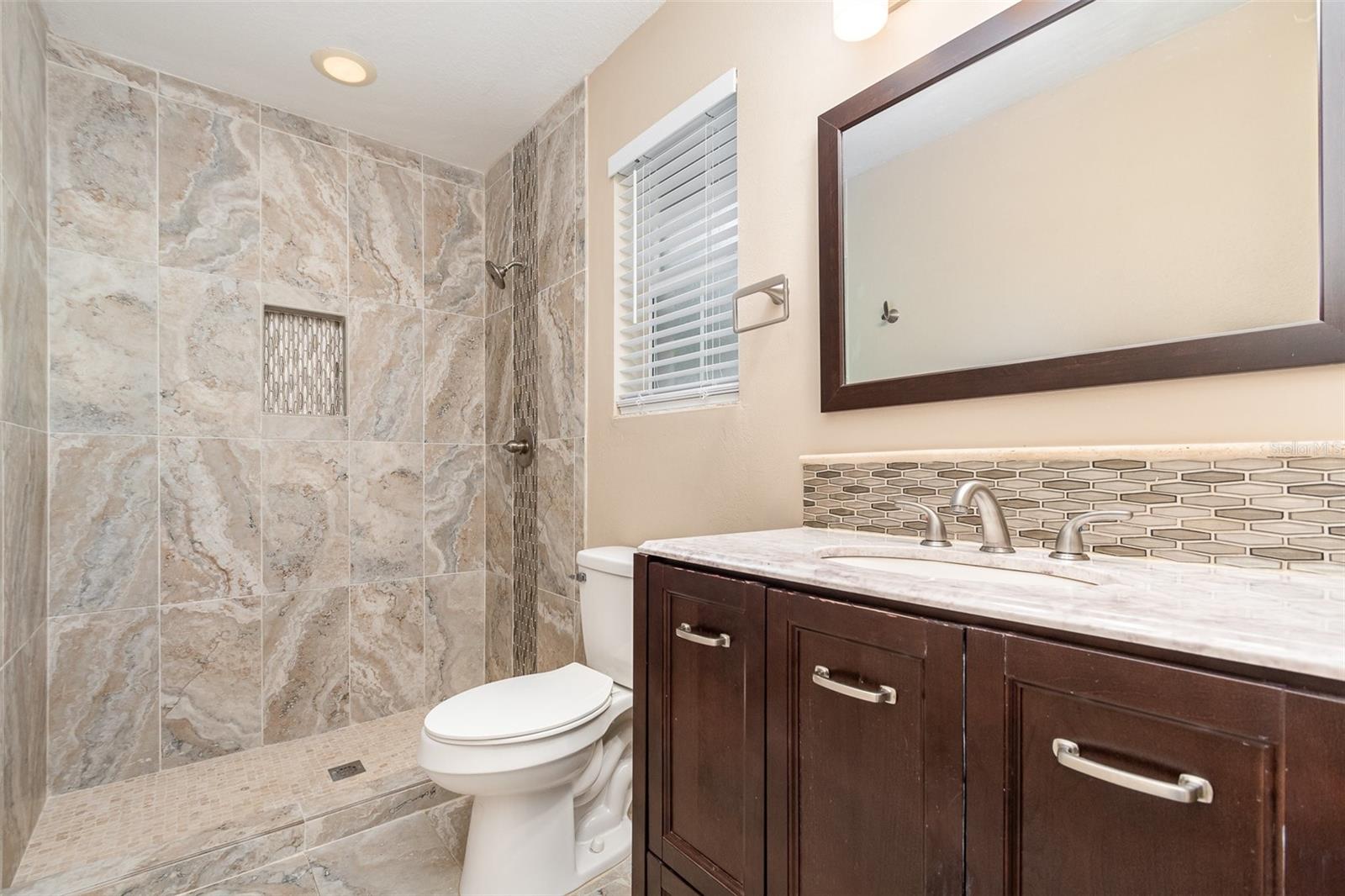 682 FERNCLIFF DR, PORT ORANGE, FL, 32127