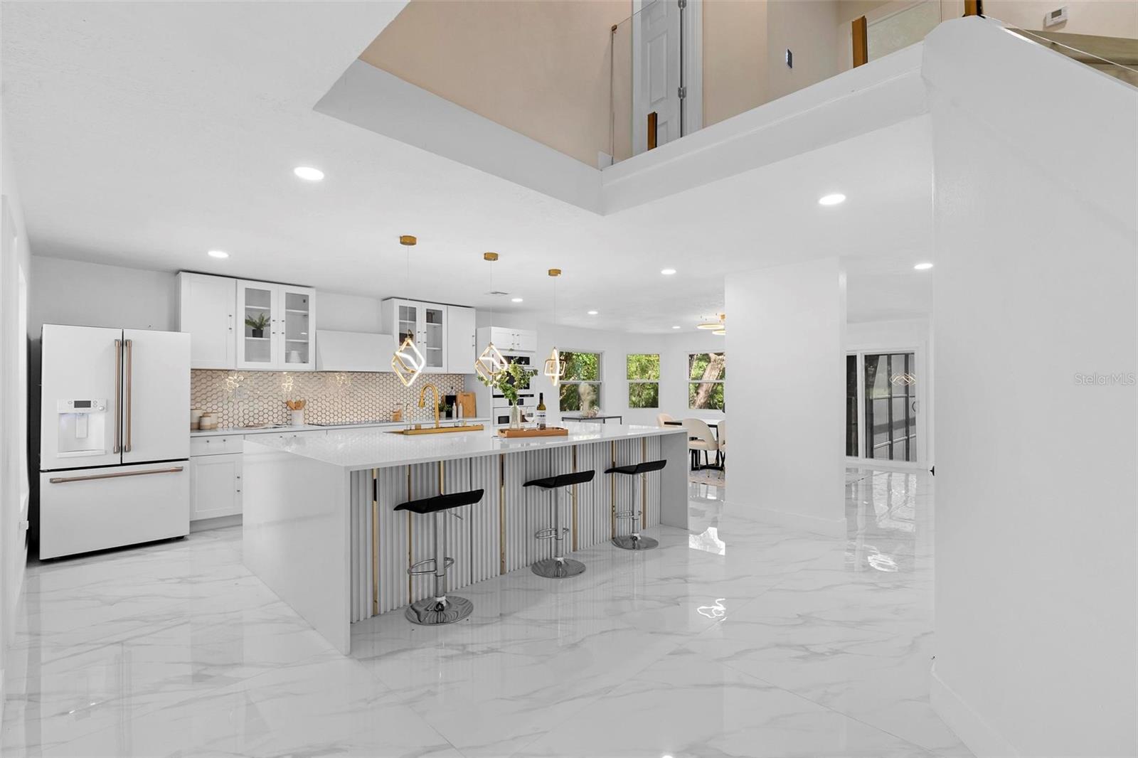305 SWEETWATER CLUB CIR, LONGWOOD, FL, 32779