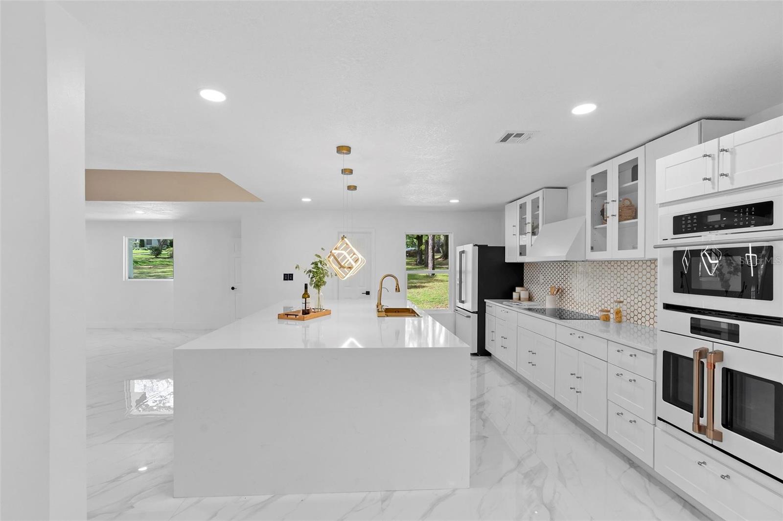 305 SWEETWATER CLUB CIR, LONGWOOD, FL, 32779