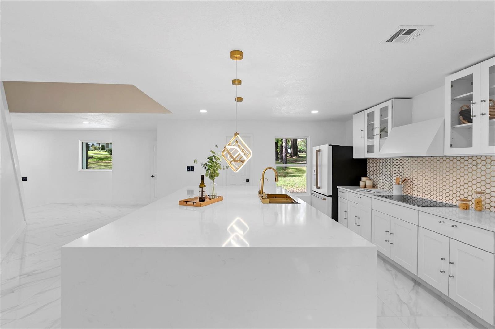 305 SWEETWATER CLUB CIR, LONGWOOD, FL, 32779