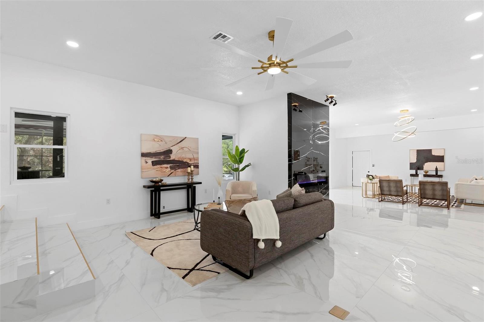 305 SWEETWATER CLUB CIR, LONGWOOD, FL, 32779