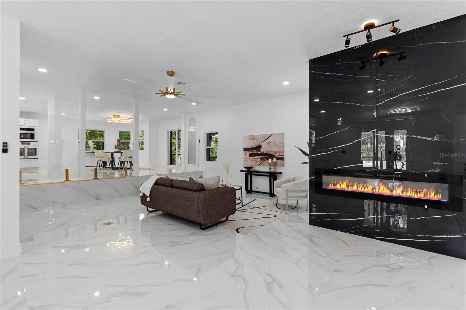 305 SWEETWATER CLUB CIR, LONGWOOD, FL, 32779