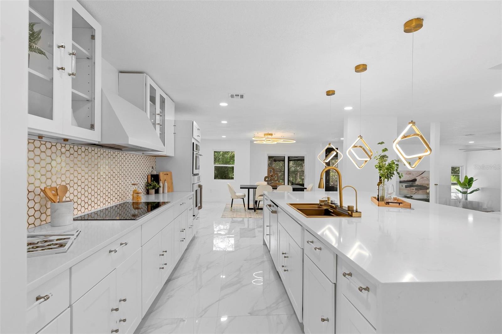 305 SWEETWATER CLUB CIR, LONGWOOD, FL, 32779