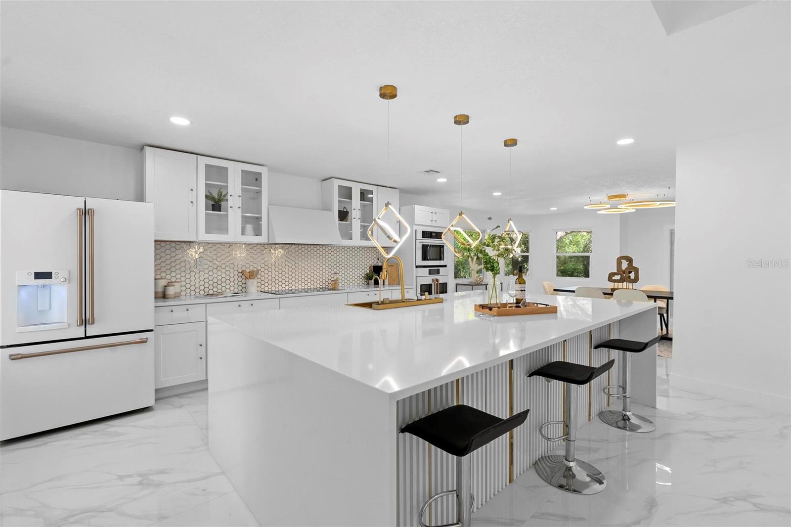 305 SWEETWATER CLUB CIR, LONGWOOD, FL, 32779