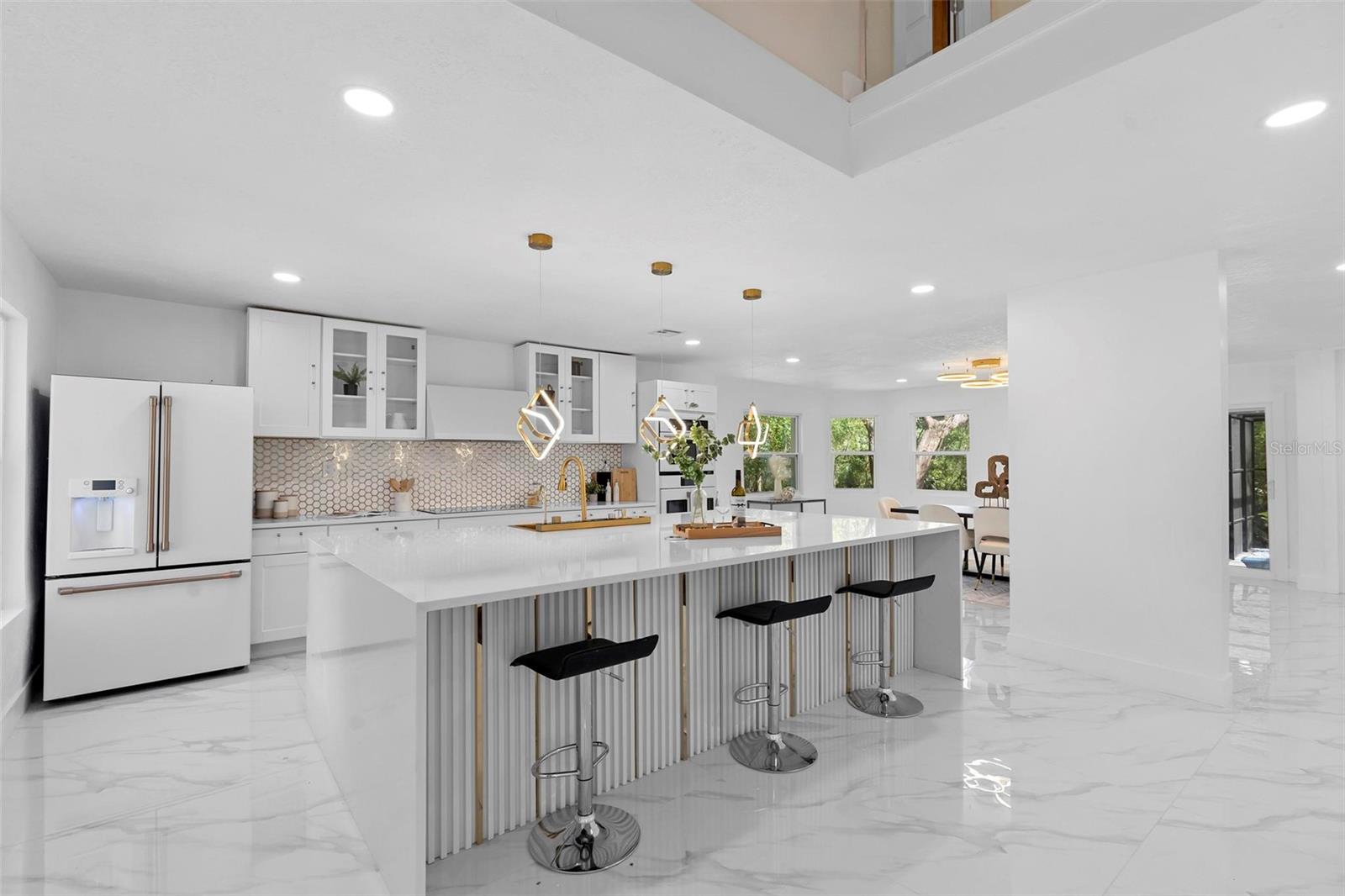 305 SWEETWATER CLUB CIR, LONGWOOD, FL, 32779