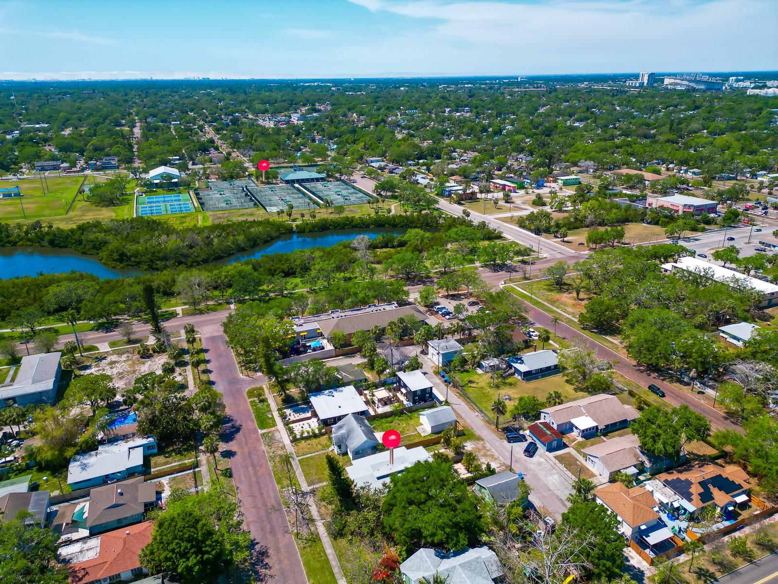 319 20TH AVE S, ST PETERSBURG, FL, 33705