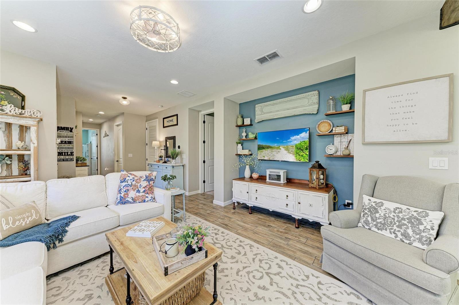 5244 BLOSSOM CV, BRADENTON, FL, 34211