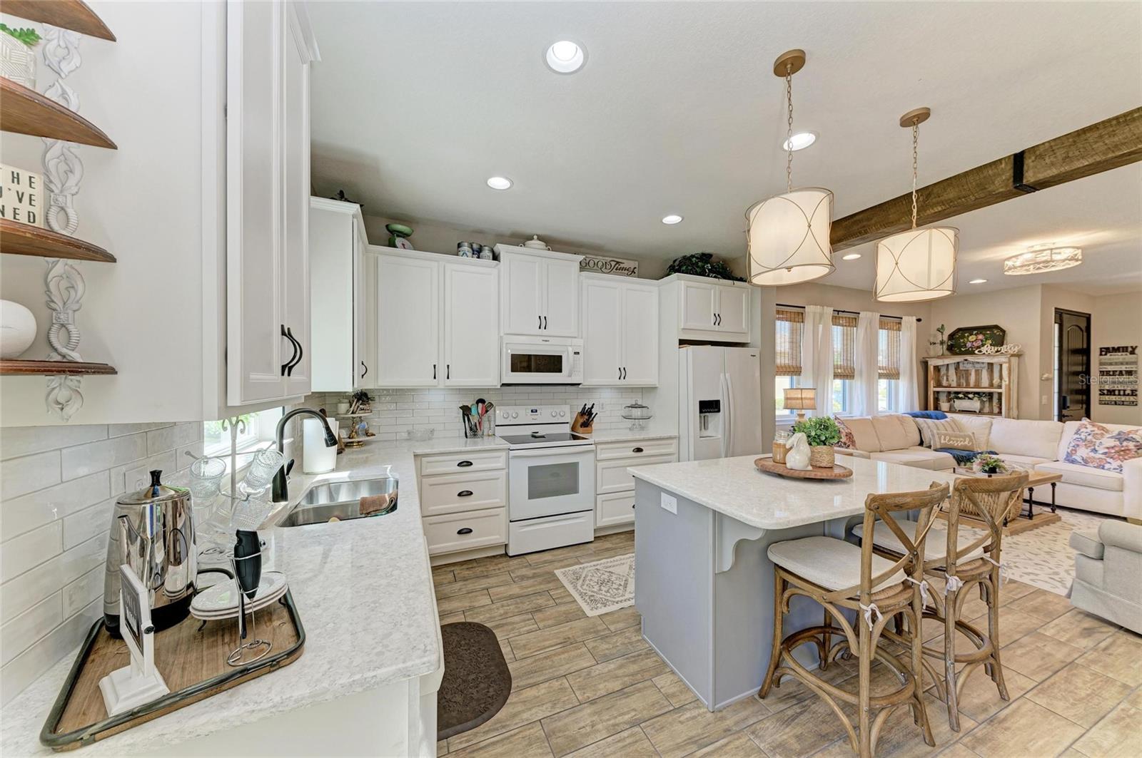 5244 BLOSSOM CV, BRADENTON, FL, 34211