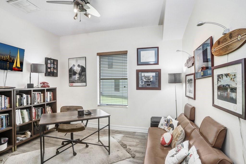 15723 STARLING WATER DR, LITHIA, FL, 33547