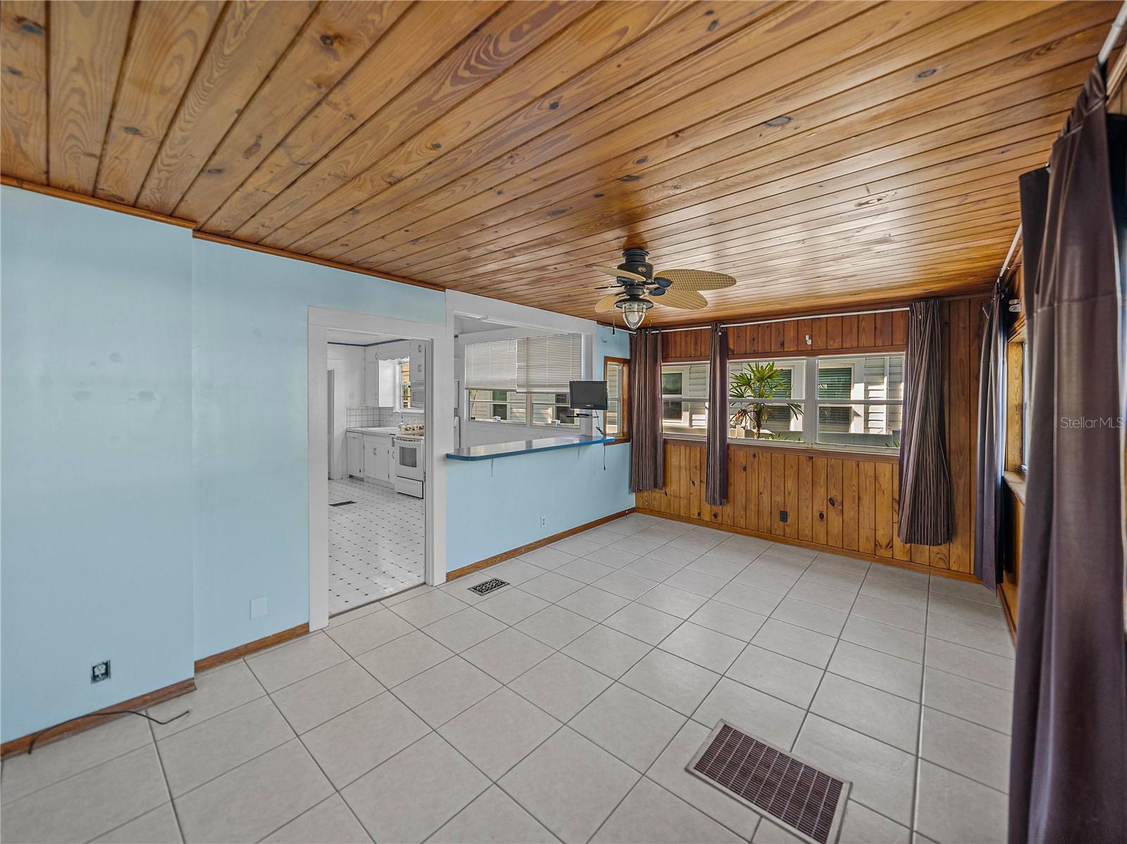 912 N ROUX ST, PLANT CITY, FL, 33563