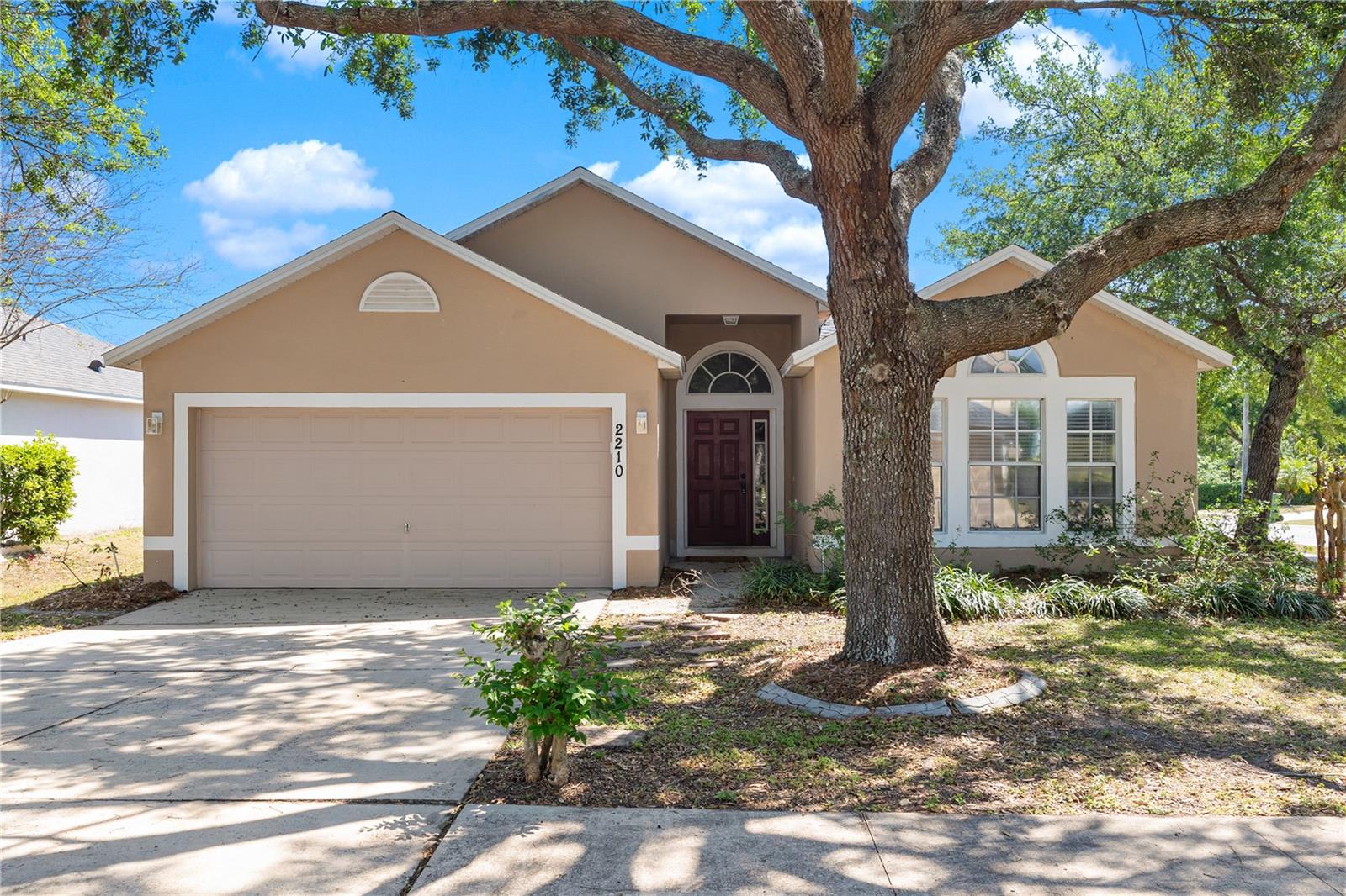 2210 AITKIN LOOP, LEESBURG, FL, 34748