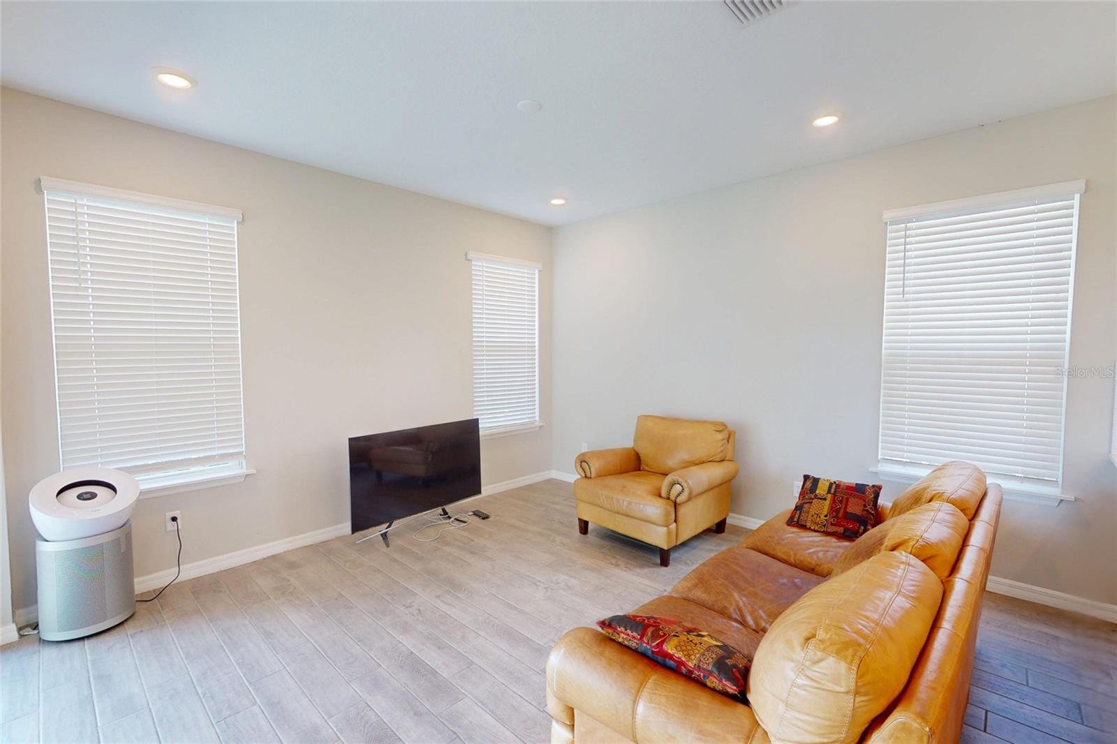 9024 TEQUILA SUNRISE DR, SARASOTA, FL, 34241