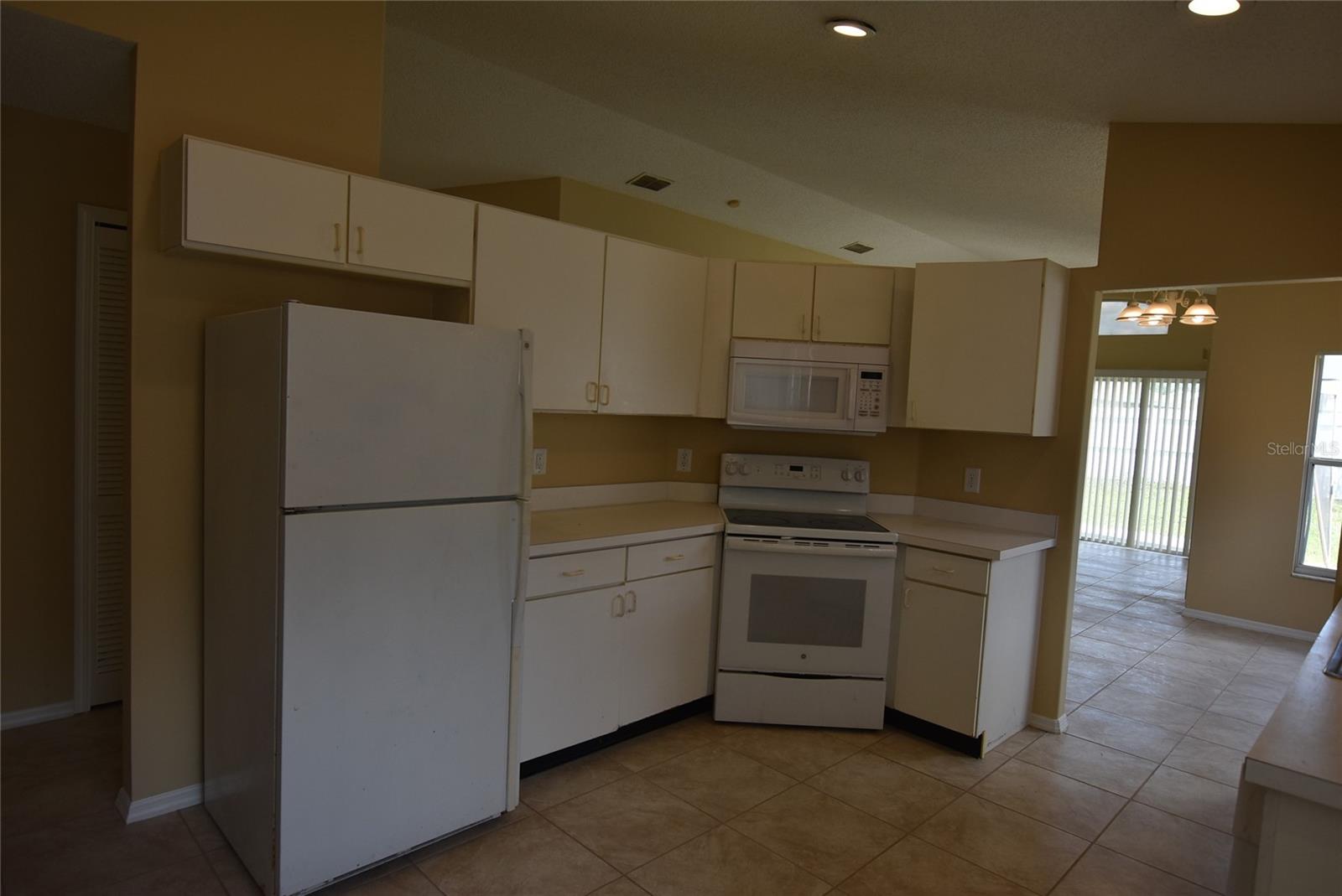 13307 MEADOWFIELD DR, ORLANDO, FL, 32824