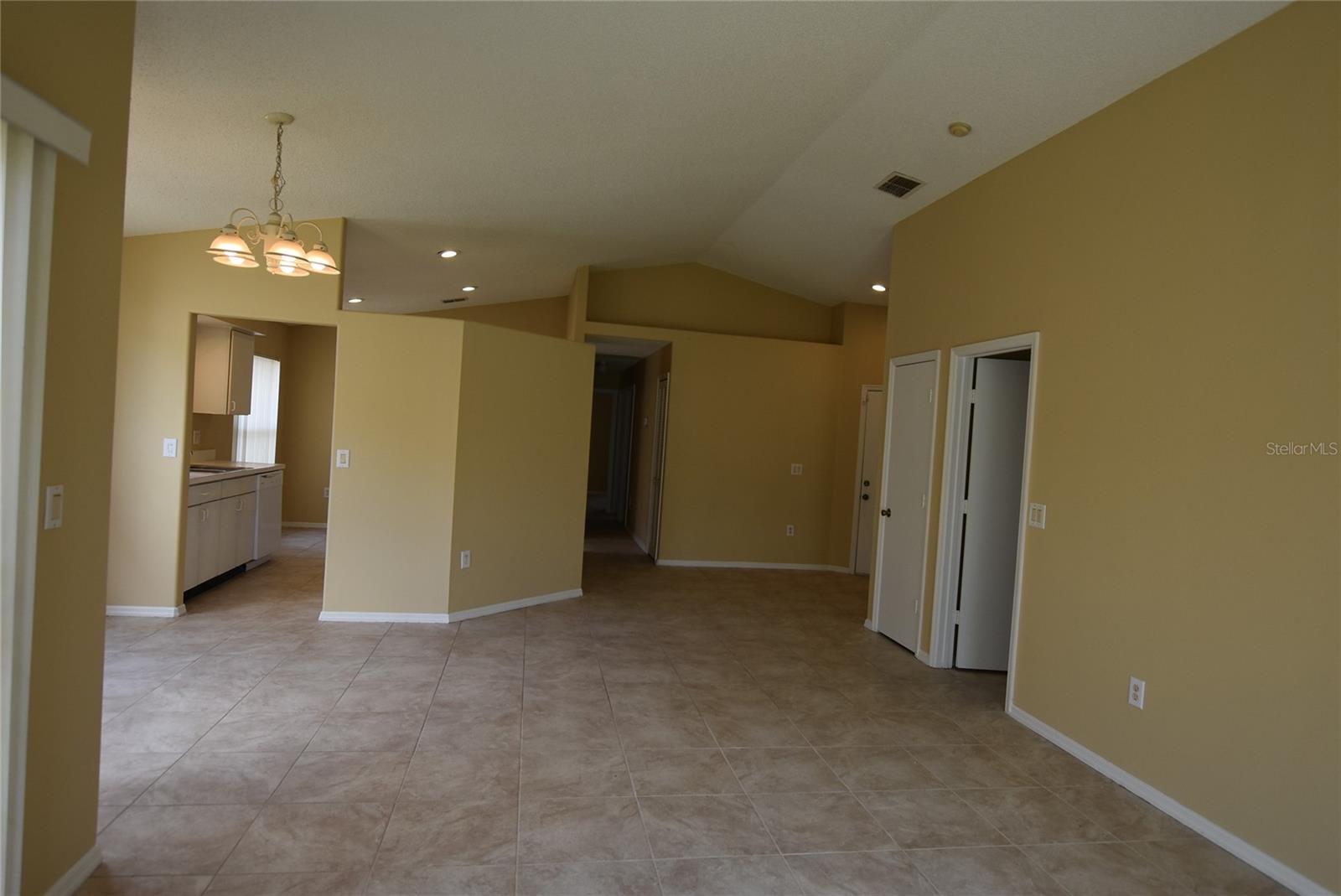 13307 MEADOWFIELD DR, ORLANDO, FL, 32824