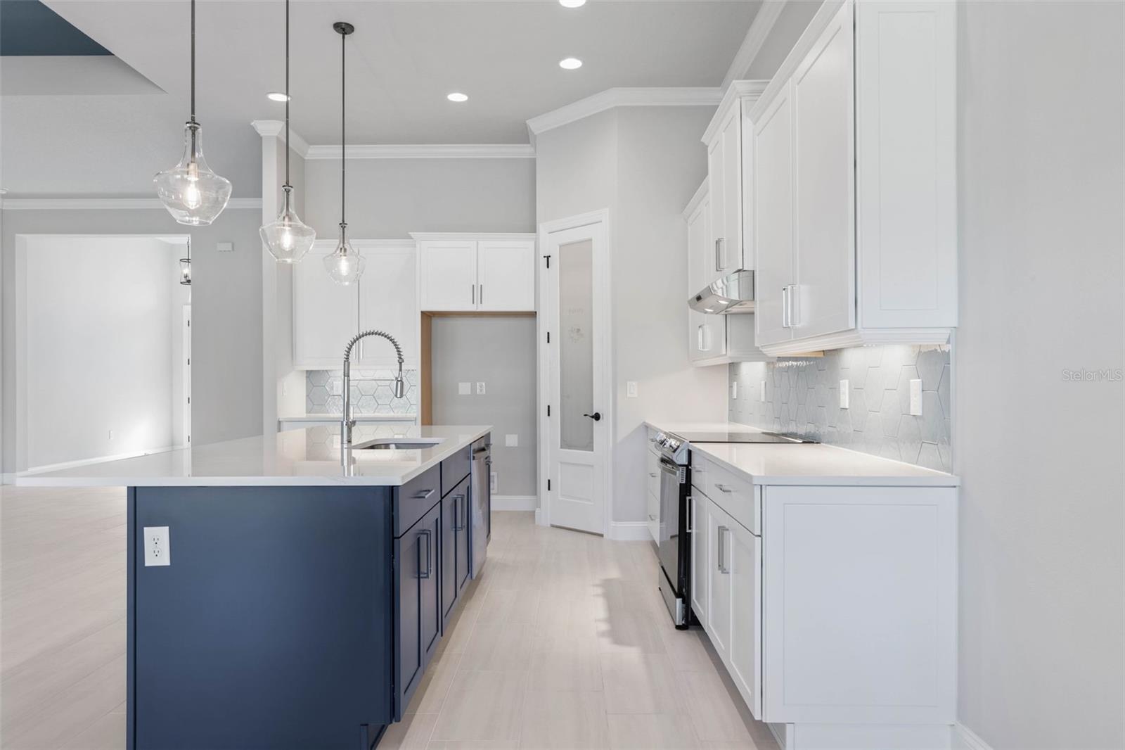 694 MAHOGANY RUN, PALM COAST, FL, 32137