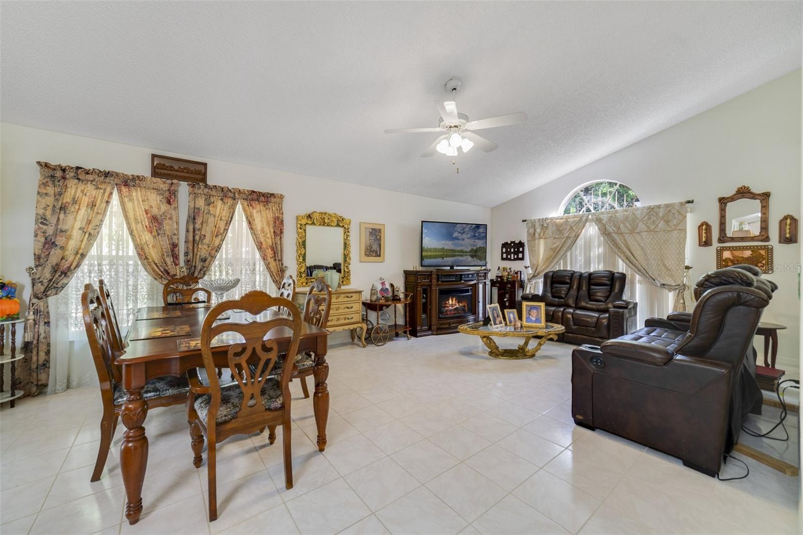 8509 BLACK MESA DR, ORLANDO, FL, 32829