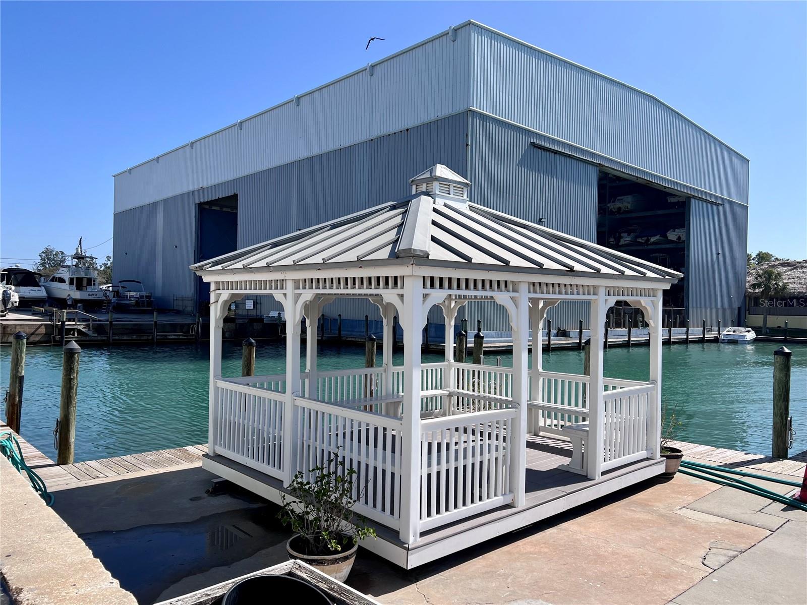 100 CIRCUIT RD #N116, NOKOMIS, FL, 34275