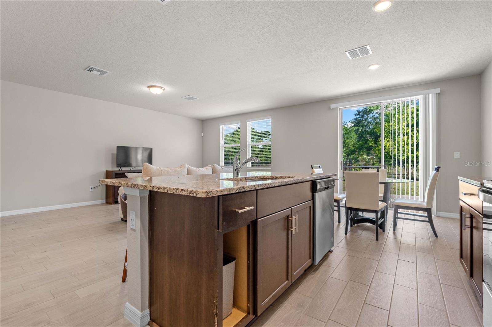 3087 FORREST PLUM CT, ZEPHYRHILLS, FL, 33540