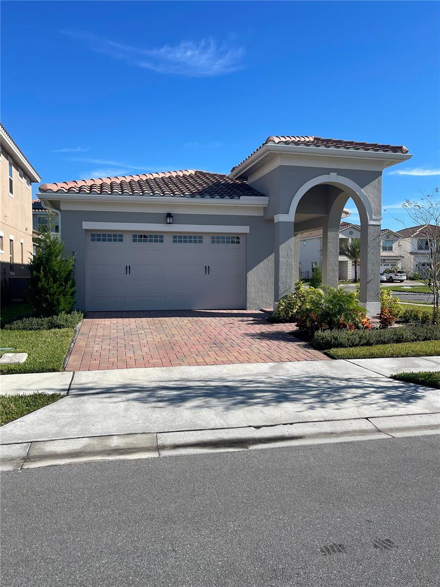 8081 CLEOBURY DR, ORLANDO, FL, 32832