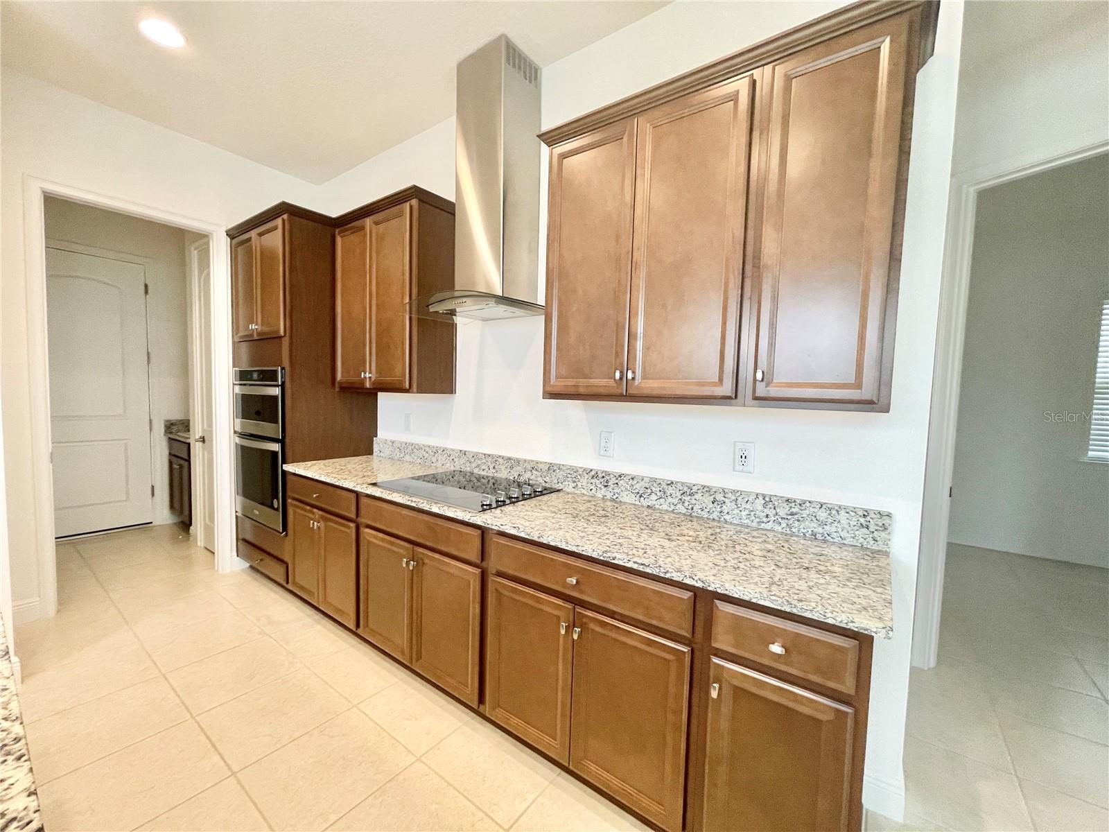8081 CLEOBURY DR, ORLANDO, FL, 32832