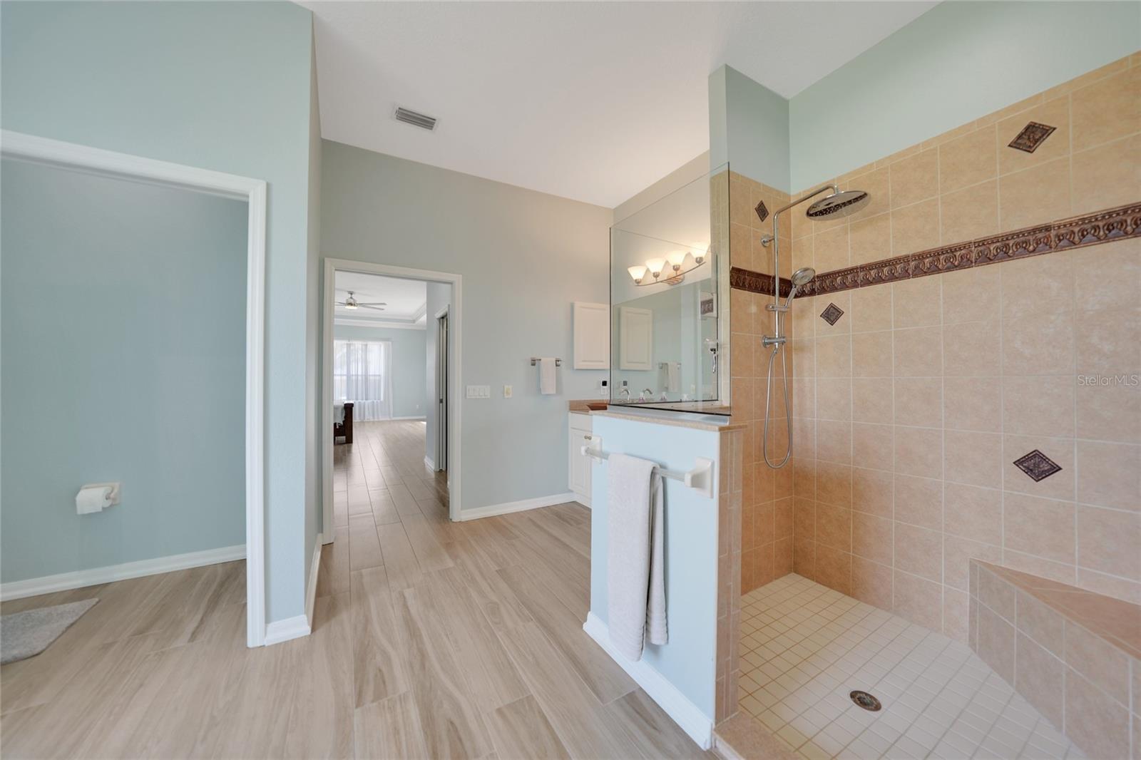 19023 MIDWAY BLVD, PORT CHARLOTTE, FL, 33948
