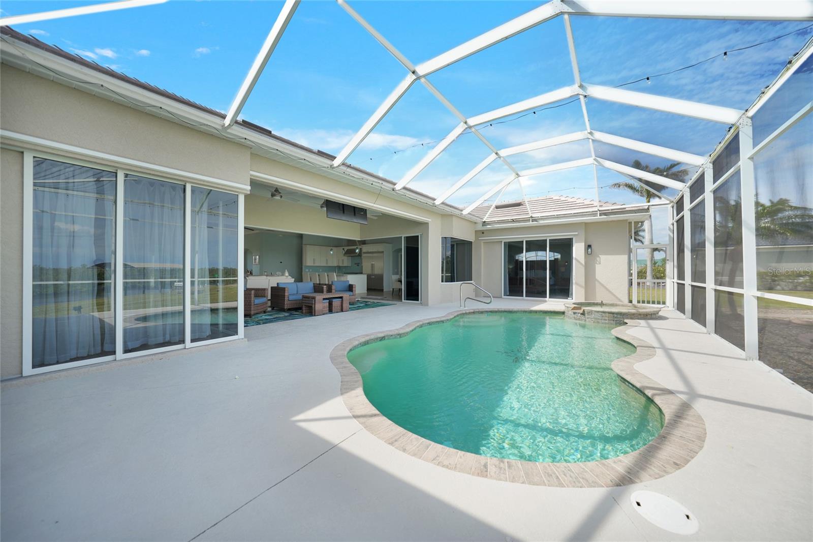 19023 MIDWAY BLVD, PORT CHARLOTTE, FL, 33948