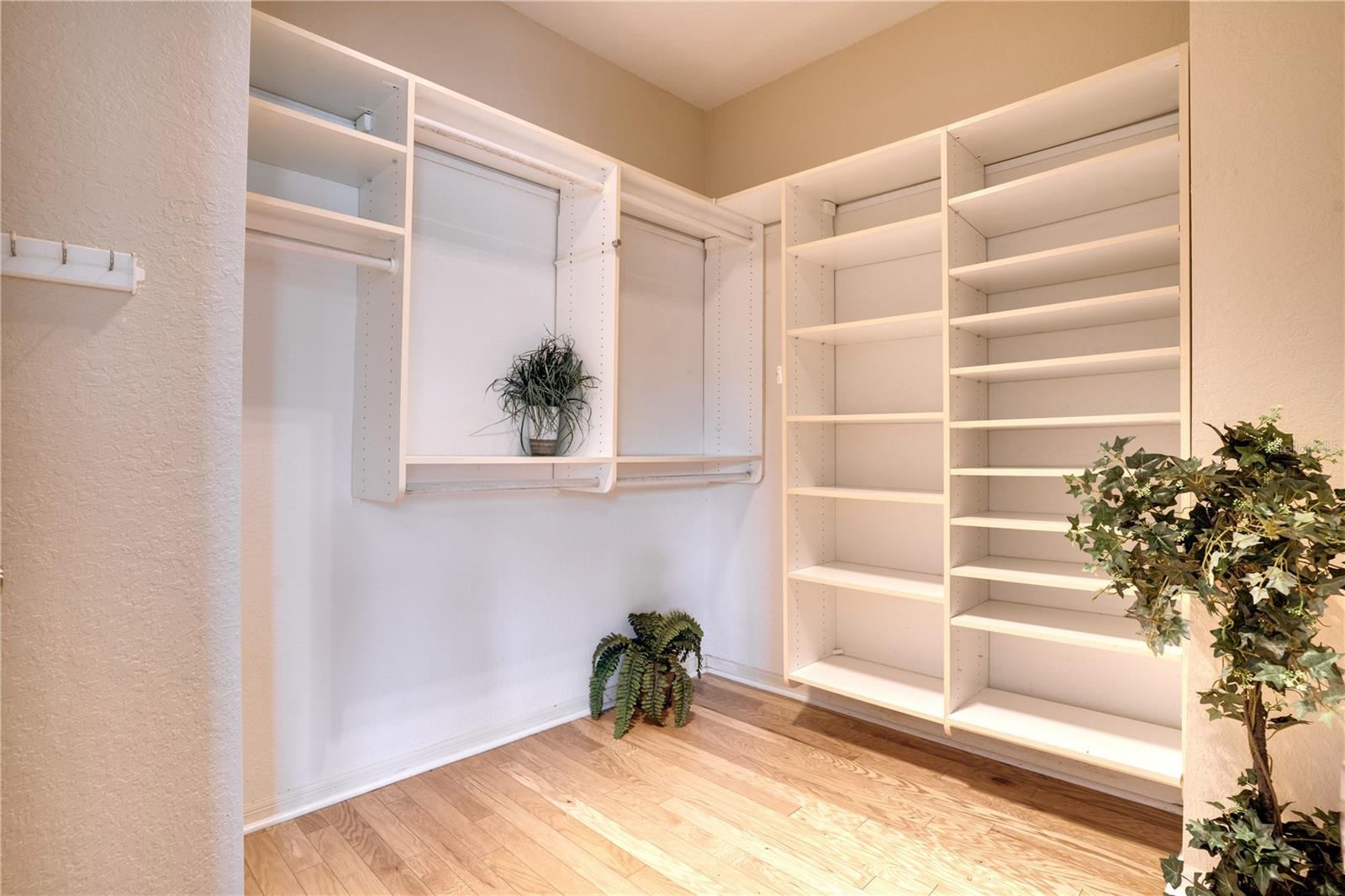 12170 LAKE ALLEN DR, LARGO, FL, 33773