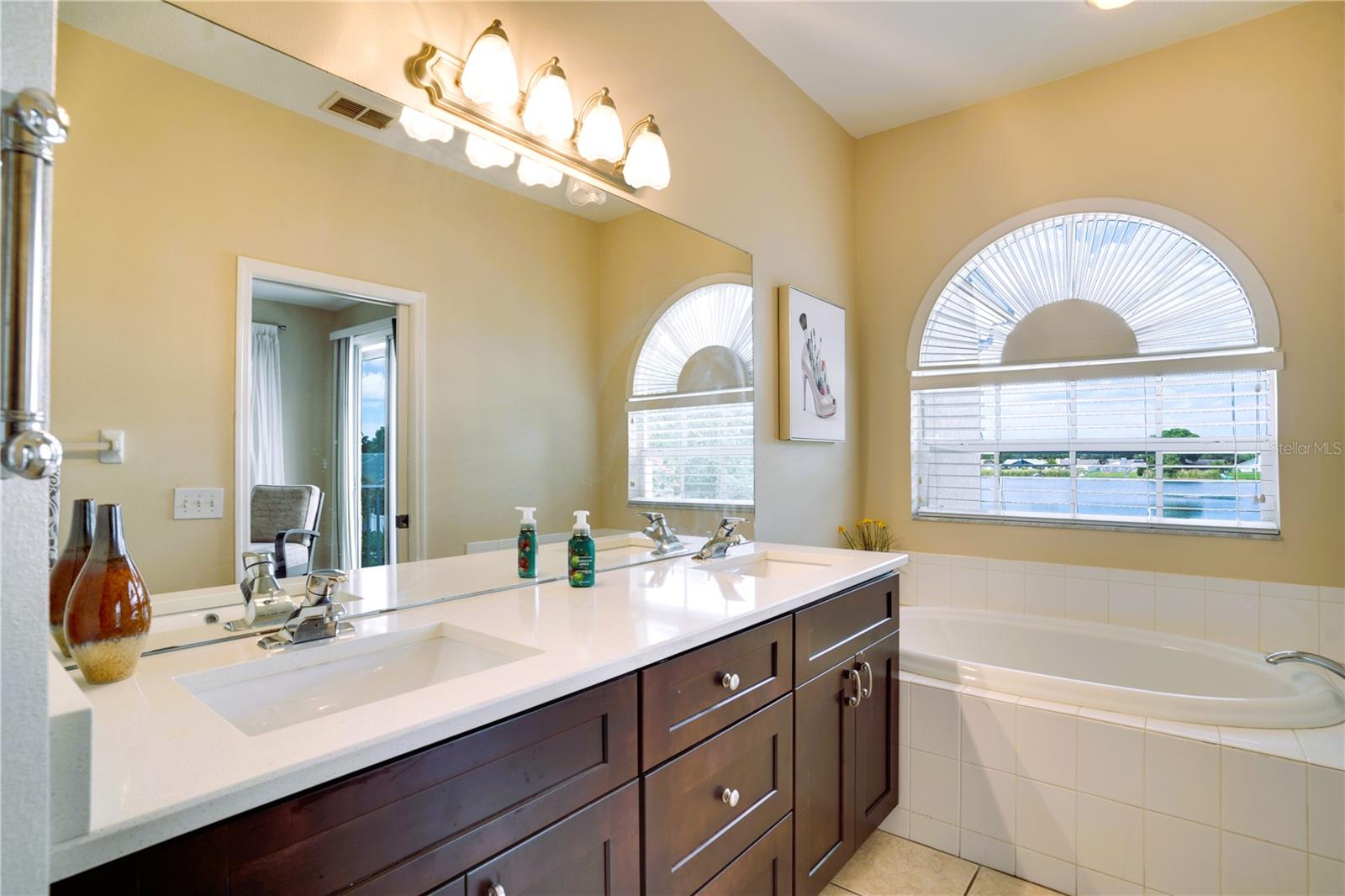 12170 LAKE ALLEN DR, LARGO, FL, 33773