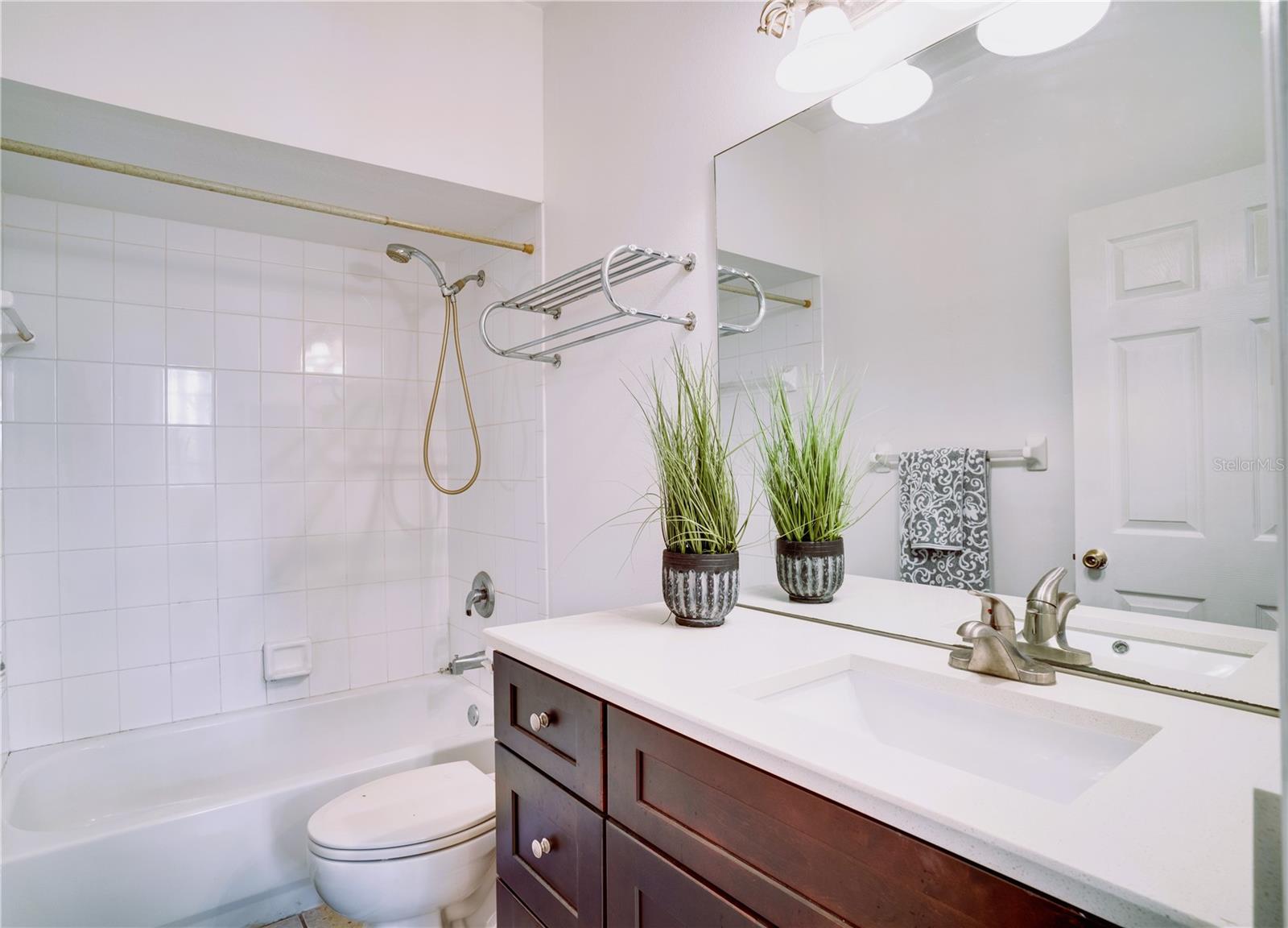 12170 LAKE ALLEN DR, LARGO, FL, 33773