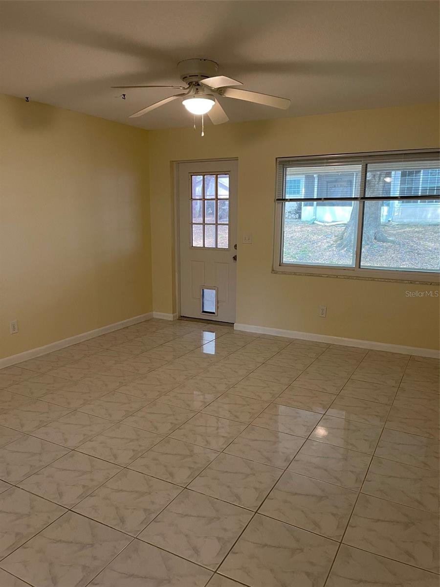 8683 SW 93RD LN #E, OCALA, FL, 34481