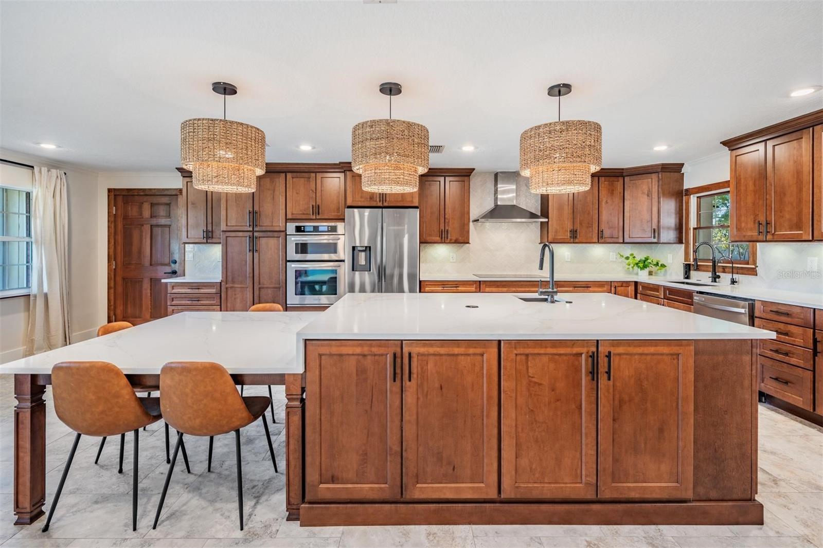 805 SPARROW AVE, PALM HARBOR, FL, 34683