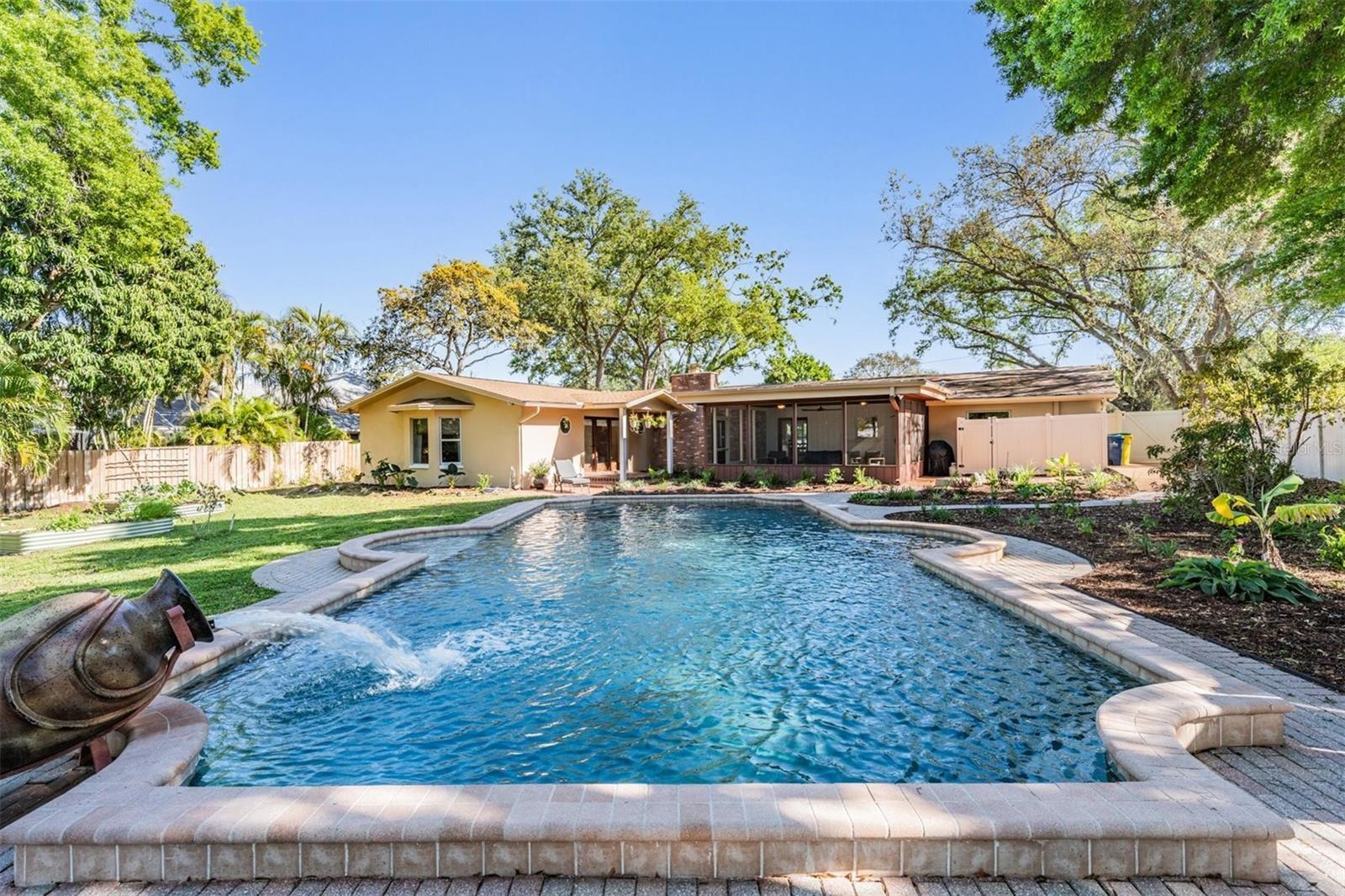 805 SPARROW AVE, PALM HARBOR, FL, 34683