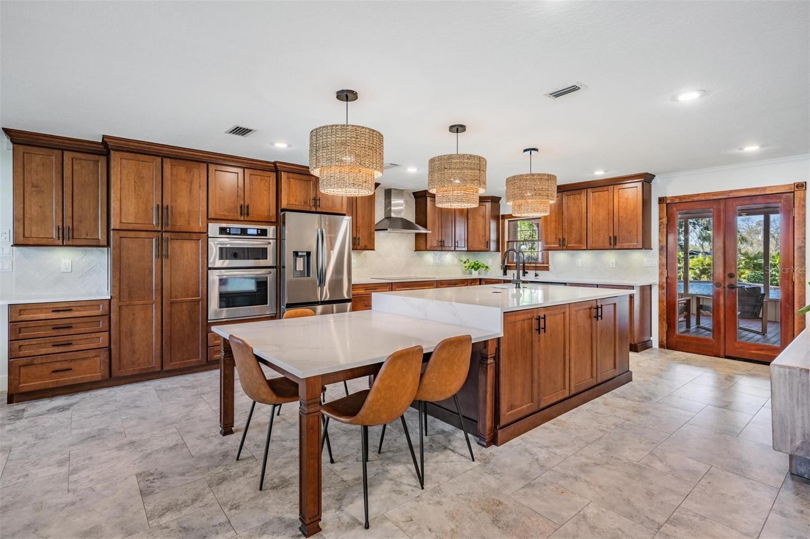 805 SPARROW AVE, PALM HARBOR, FL, 34683