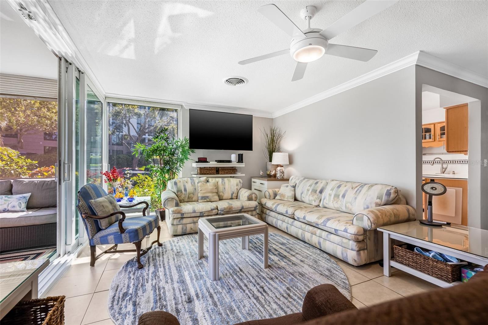 615 10TH AVE NE #1, ST PETERSBURG, FL, 33701