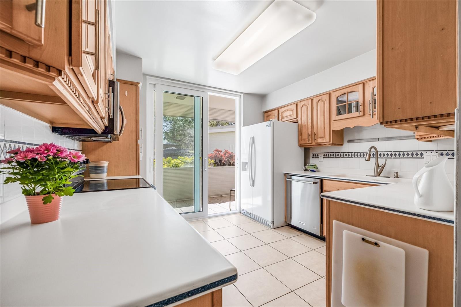615 10TH AVE NE #1, ST PETERSBURG, FL, 33701