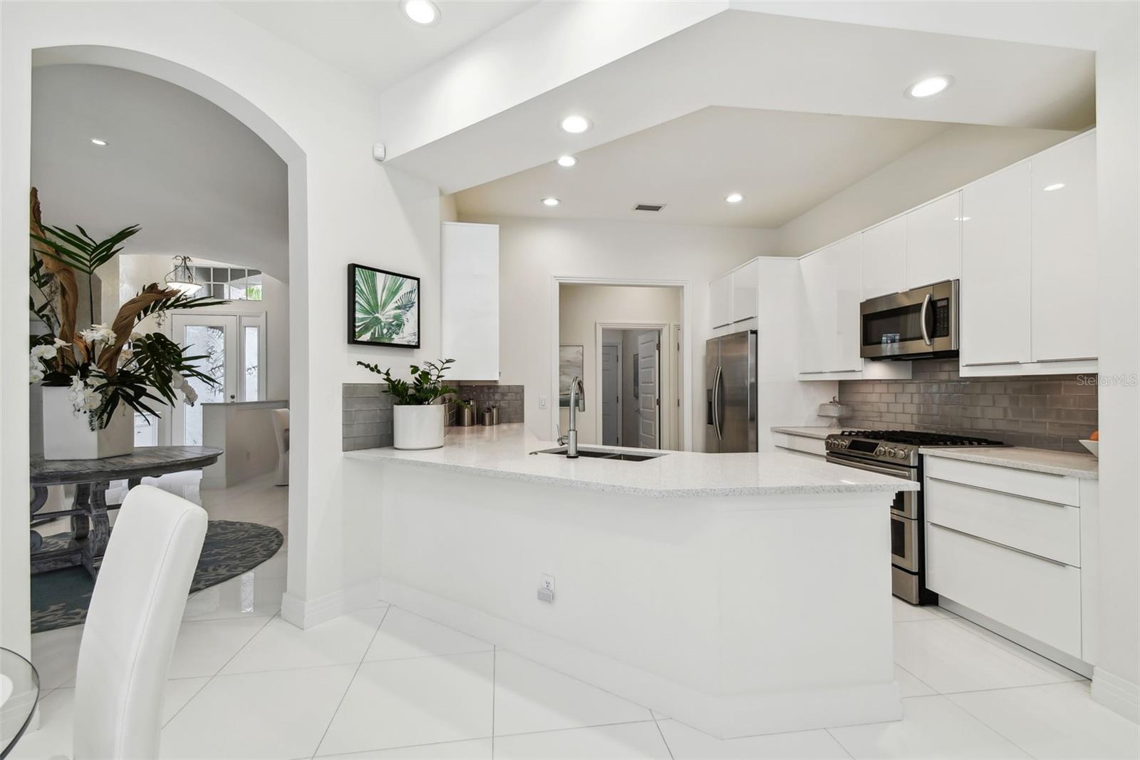 10608 GRETNA GREEN DR, TAMPA, FL, 33626