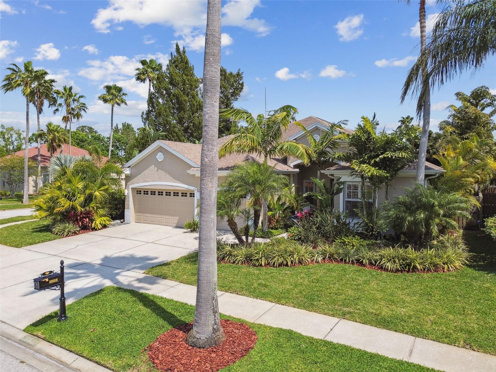10608 GRETNA GREEN DR, TAMPA, FL, 33626